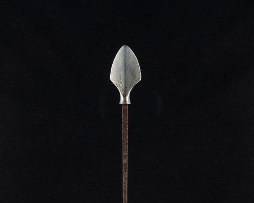 Arrowhead (<i>Yanone</i>)