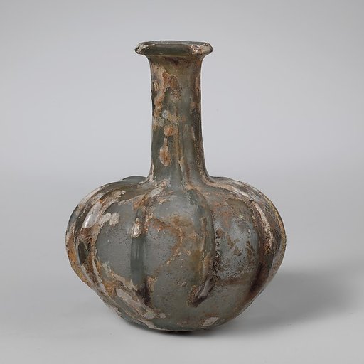 Glass bottle