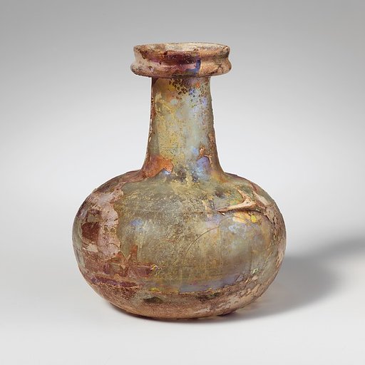 Glass bottle