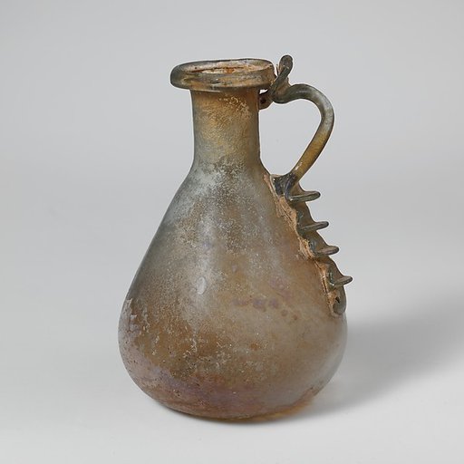 Glass jug