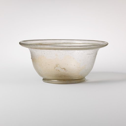 Glass bowl