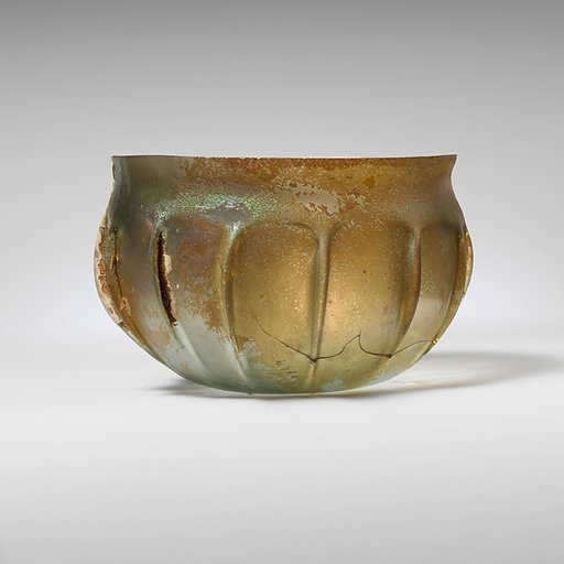 Glass ribbed bowl