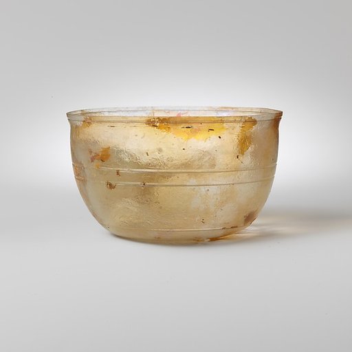 Glass bowl
