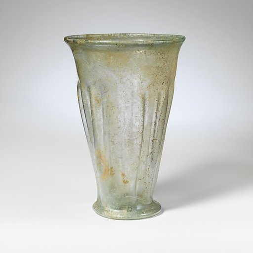 Glass beaker