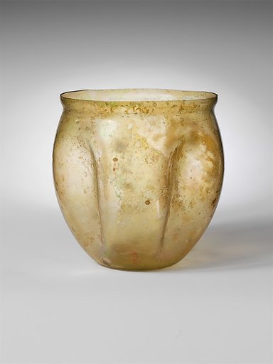 Glass cup