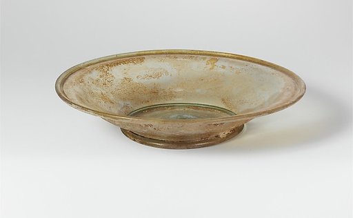 Glass dish
