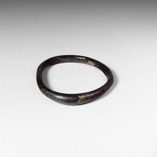 Glass bracelet