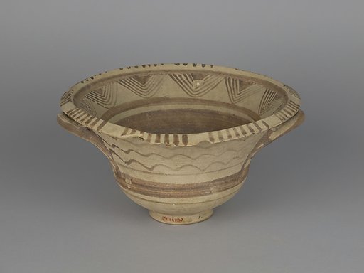 Terracotta kalathos (basket)