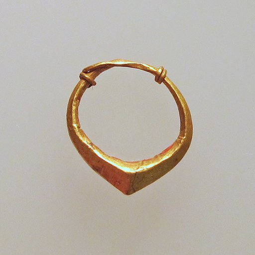 Earring of simple form