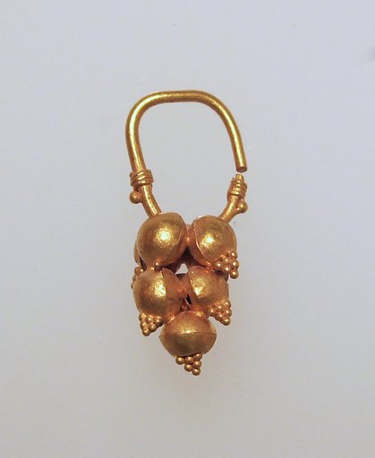 Earring