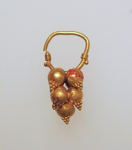 Earring