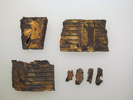 Silver bracelet fragments