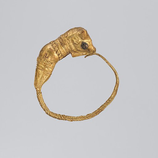 Gold earring