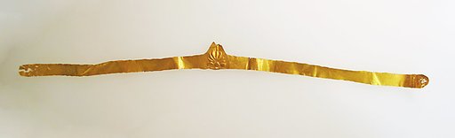 Frontlet of gold leaf