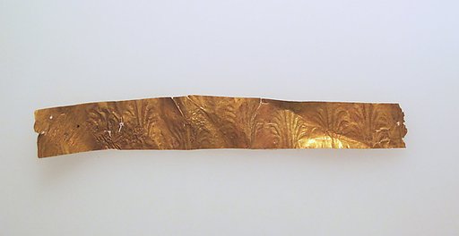 Frontlet of gold leaf