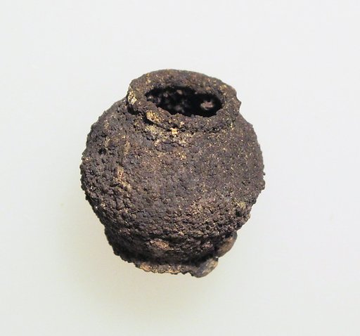 Bead, of double cone