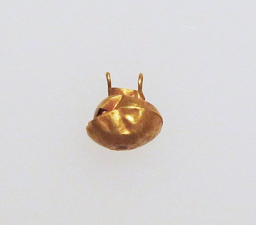 Pendant in the form of a vase