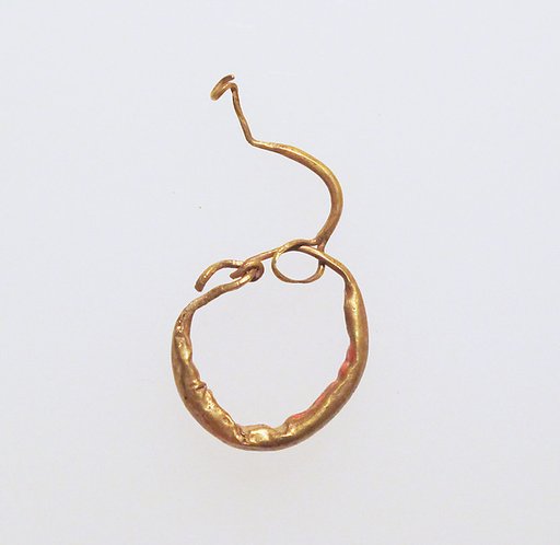 Earring with pendant