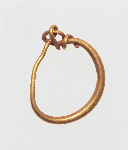 Gold loop earring