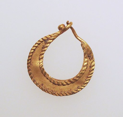 Earring, crescent-shaped, decorated