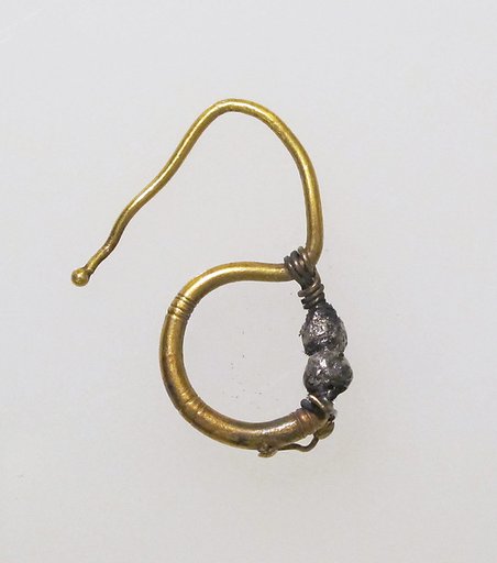 Earring, delta-shaped with beads