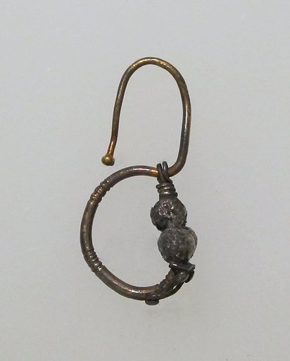 Earring, delta-shaped with beads