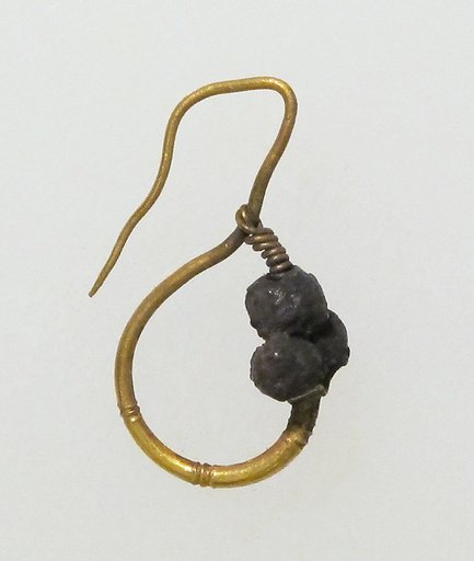 Earring, delta-shaped with beads