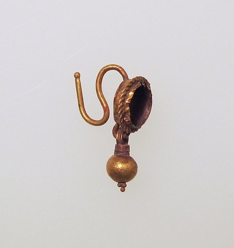 Earring-hook type with pendant