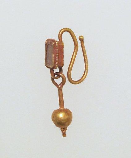 Earring-hook type with ball pendant and paste setting