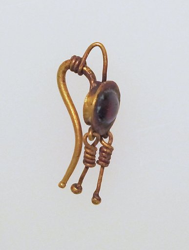 Earring-hook type with pendants and ruby setting