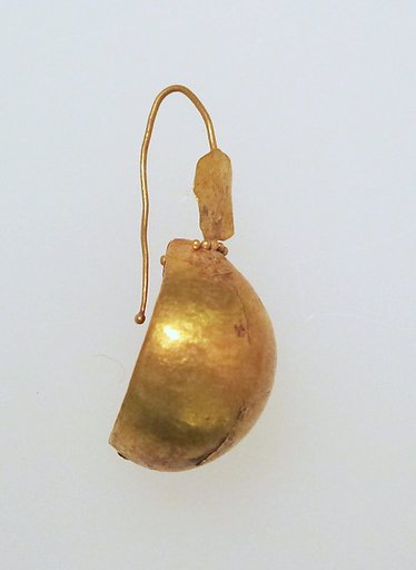 Earring-hook type with discs of thin foil