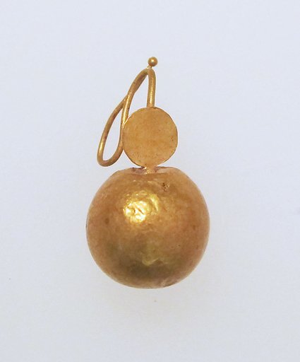 Earring-hook type with sphere ends