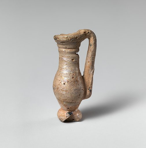 Glass pendant in the form of a miniature jug