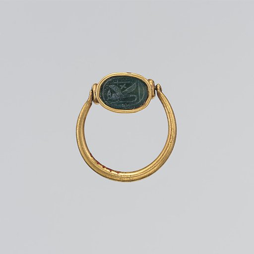 Gold ring with green jasper scaraboid