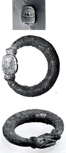 Silver swivel ring with agate scarab