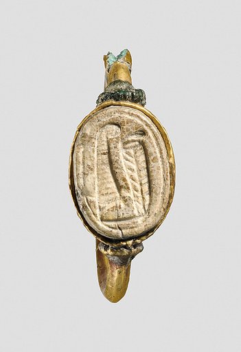 Gold ring with scarab