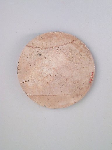 Ivory disk of a pyxis