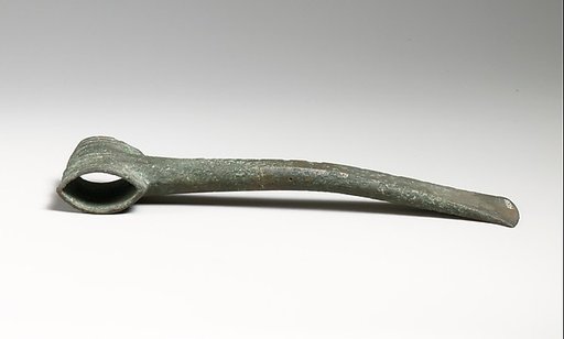 Bronze shaft-hole ax