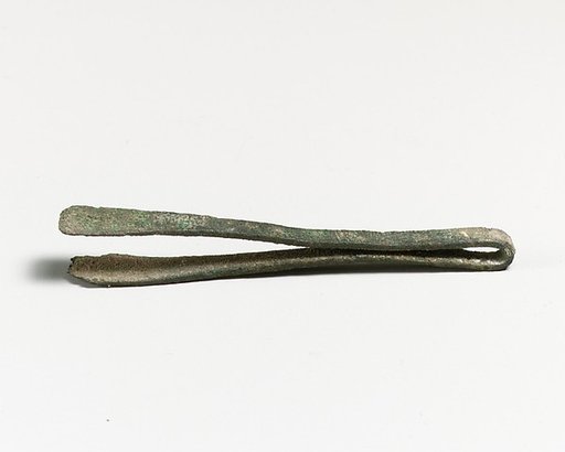 Tweezers