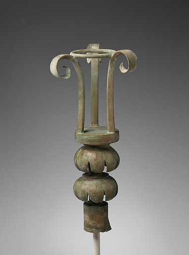 Bronze lamp holder