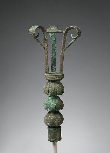 Bronze lamp holder