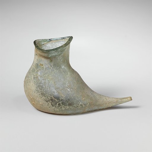 Glass pourer flask