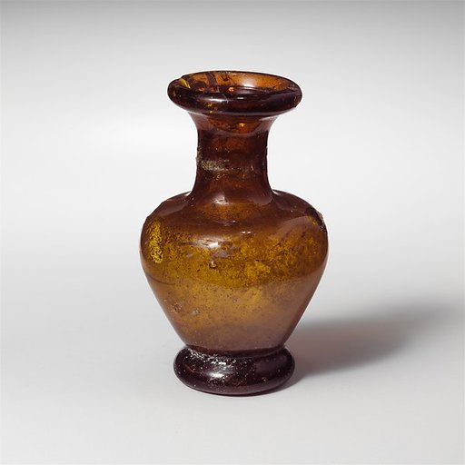 Glass miniature bottle