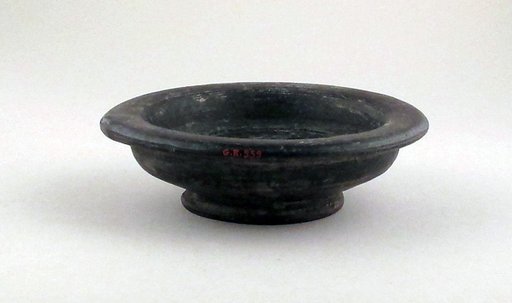 Shallow dish with foot