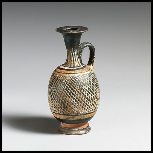 Squat lekythos