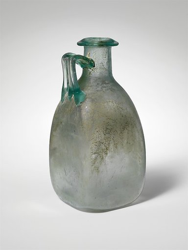Glass jug