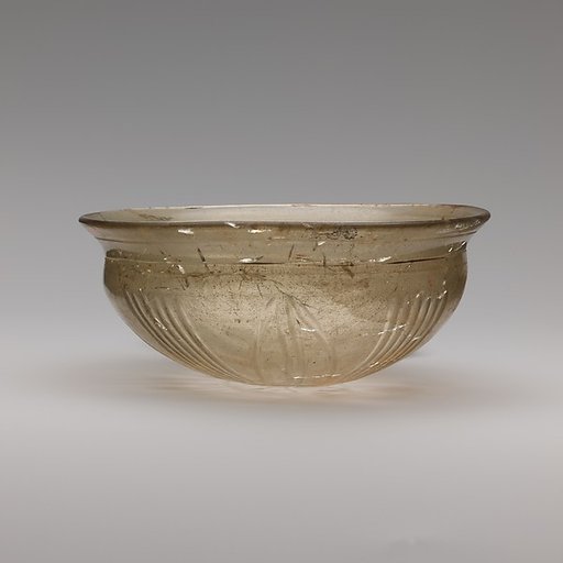 Glass phiale (libation bowl)