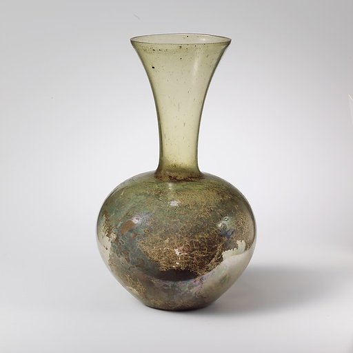 Glass bottle