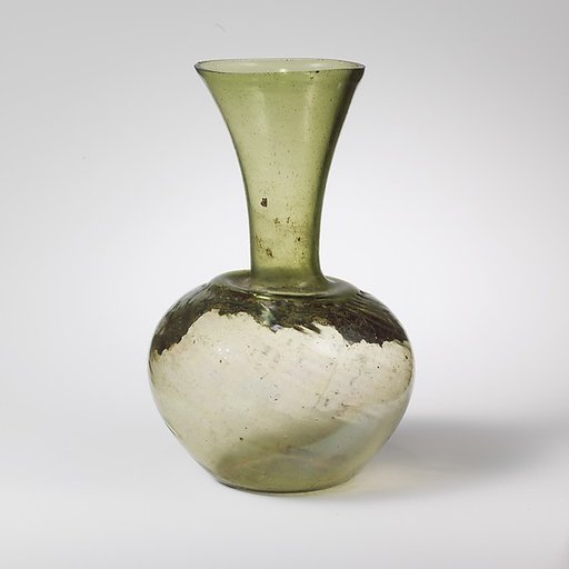 Glass bottle