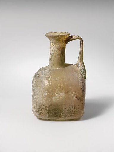 Glass jug